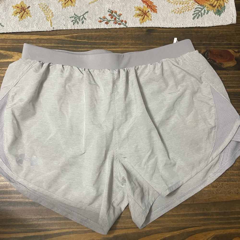 Under Armour Women's Light Gray Athletic Shorts